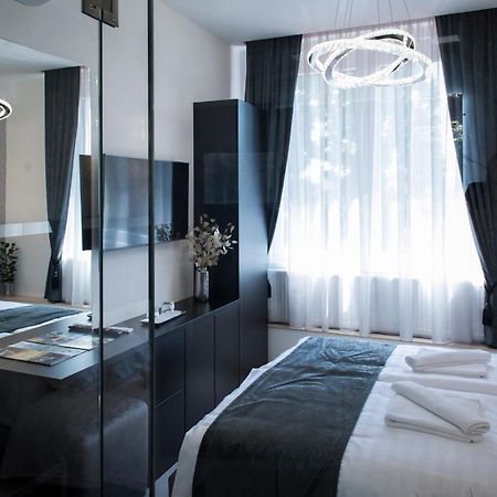 Z Rooms Boutique Залаэгерсег Экстерьер фото