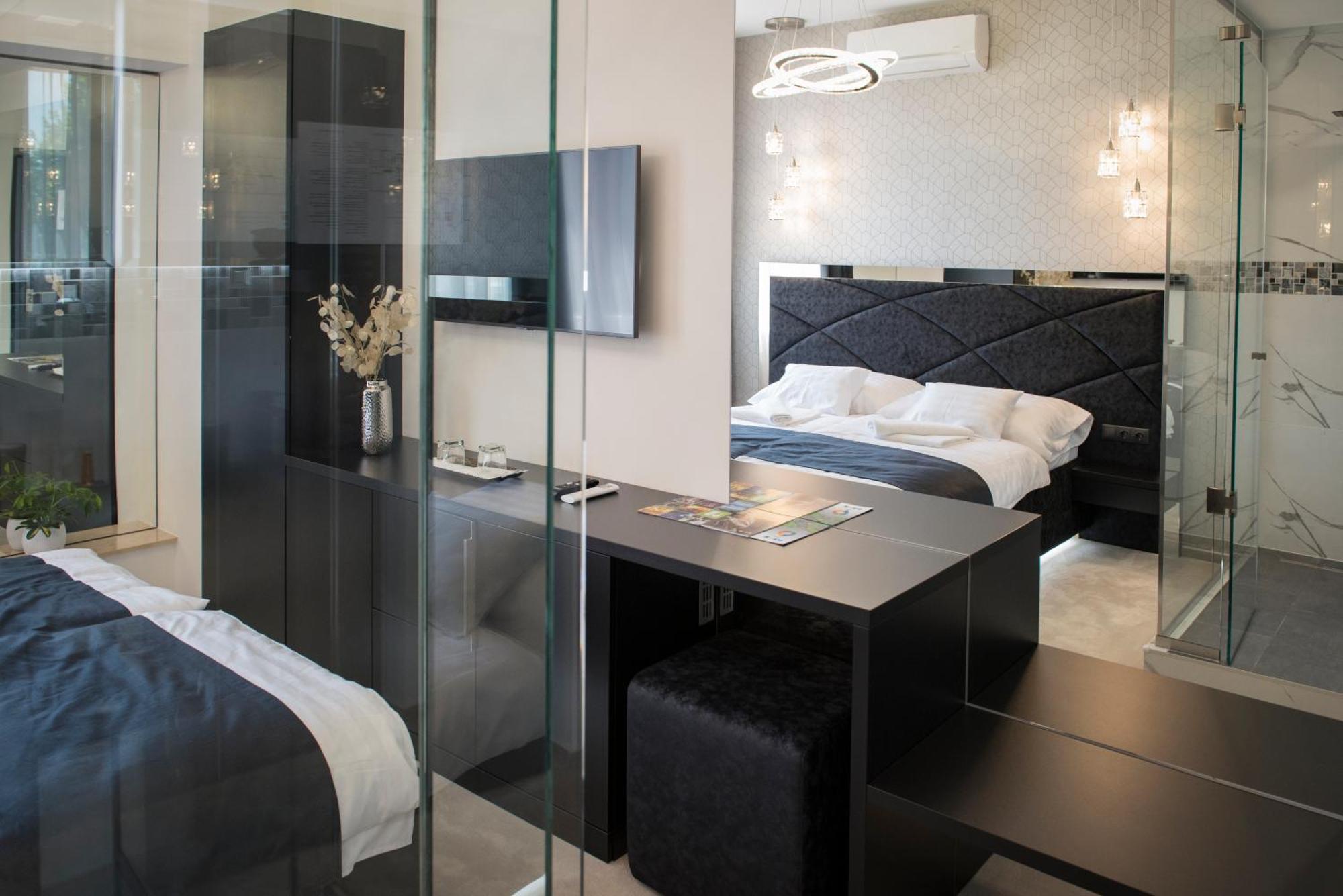 Z Rooms Boutique Залаэгерсег Экстерьер фото